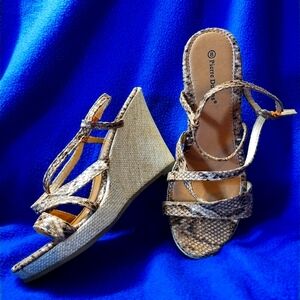 Pierre Dumas wedge sandals